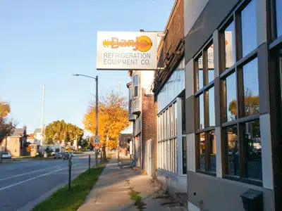 Street view of Banjo Refrigeration Equipment Co. building with signage, located in Cedar Rapids, Iowa.